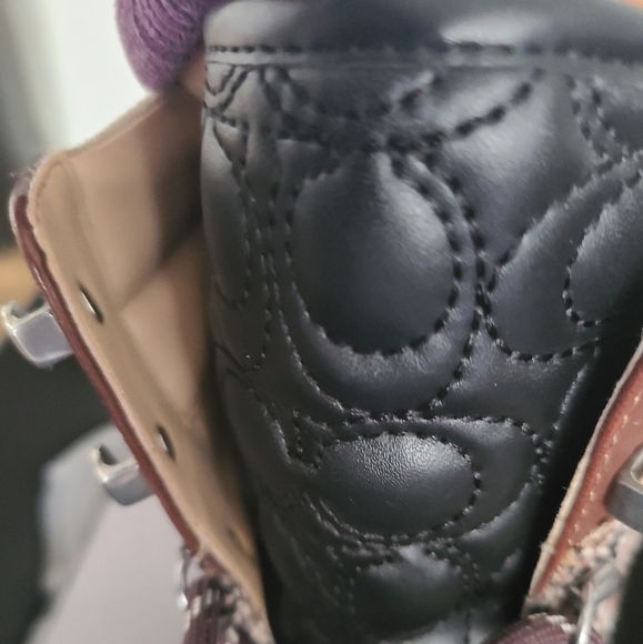 Coach Boots - Picture 2 of 8